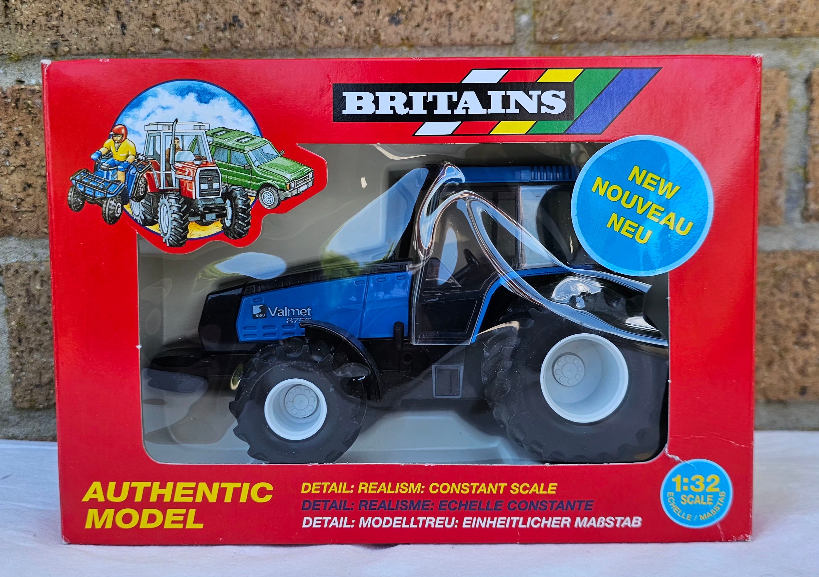 Britains Valmet 8750 Tractor With Floatation Tyres 9446