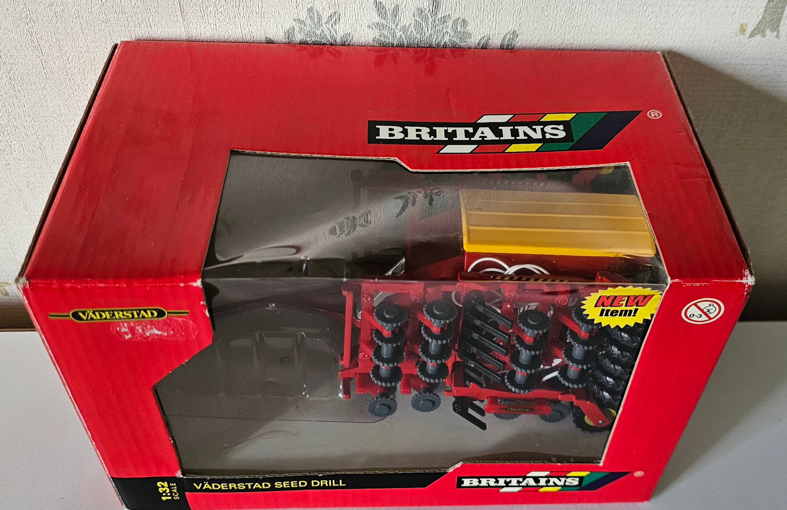 Britains Vaderstad Seed Drill 40922