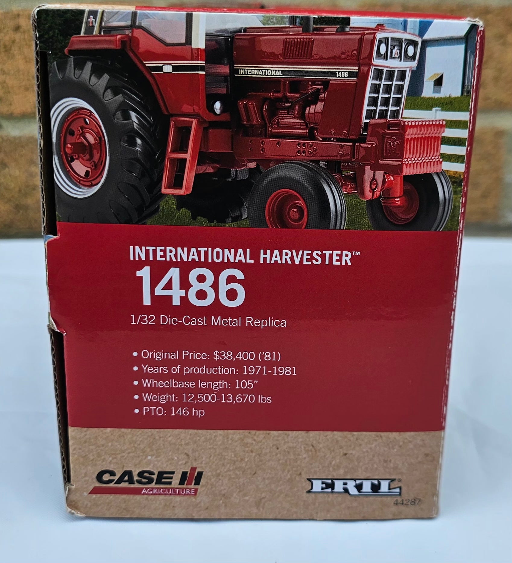 Ertl International Harvester IH Case 1486 Tractor