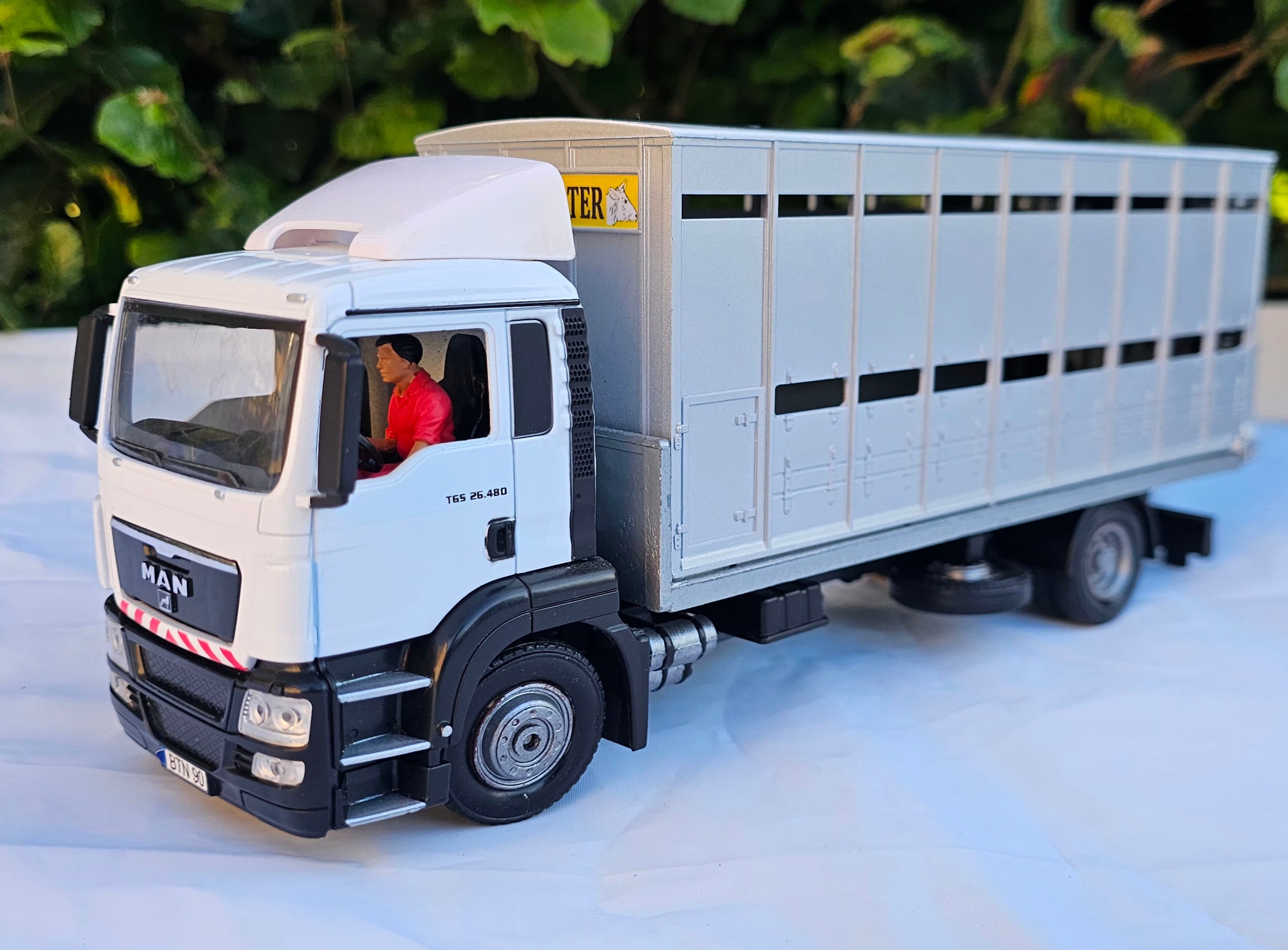 Britains Man Cattle Livestock Lorry Transporter Conversion