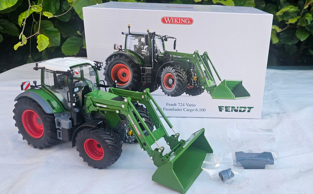 Wiking Fendt 724 Vario Tractor & Front Loader