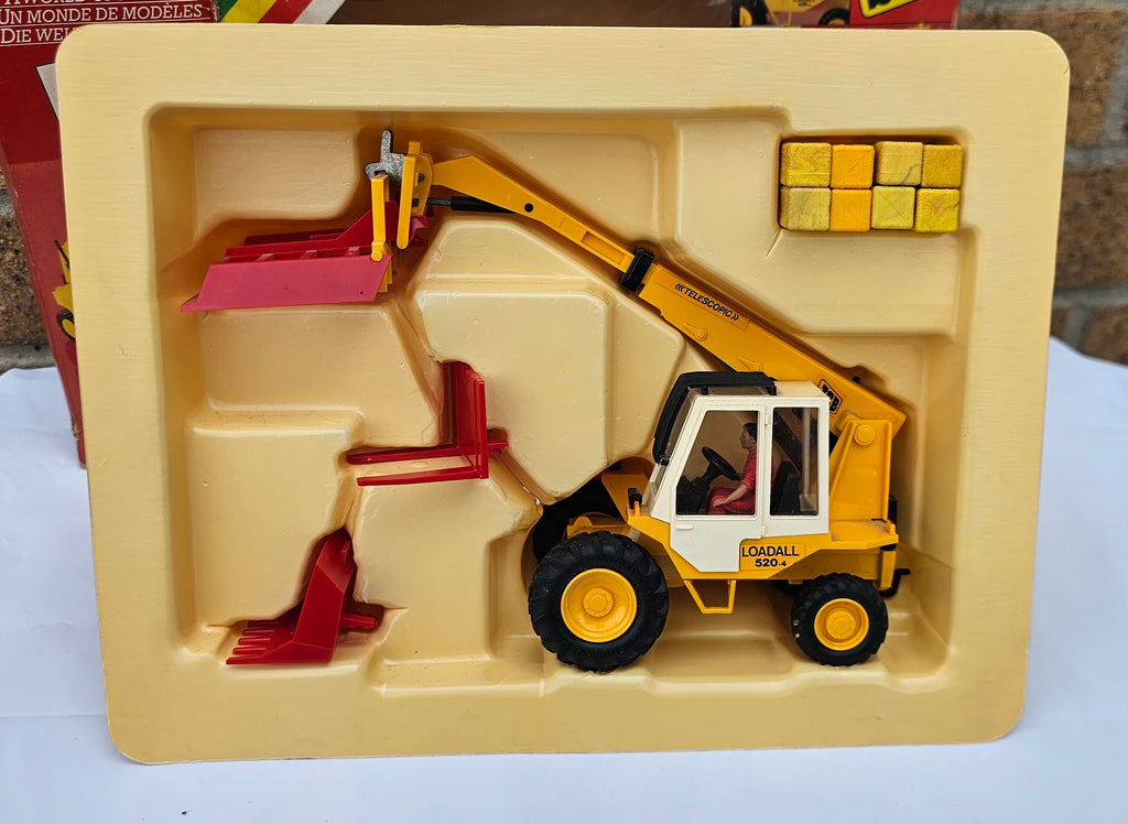 Britains JCB Loadall 9519