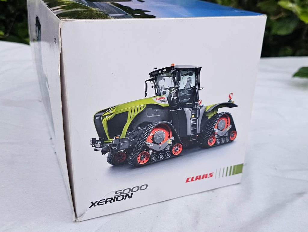 Wiking Claas Xerion 5000 Tractor
