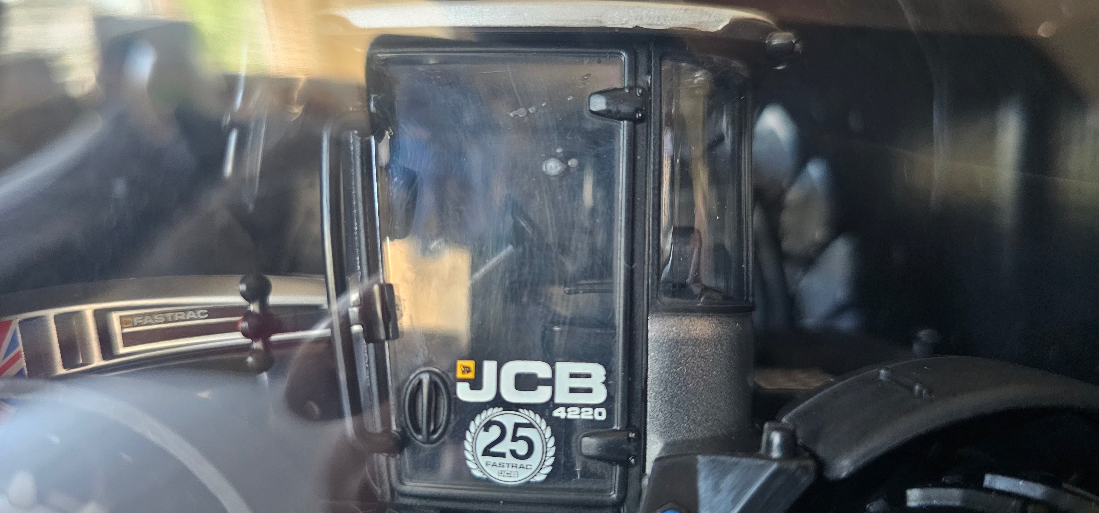 Britains JCB Fastrac 4220 25th Anniversary 43256