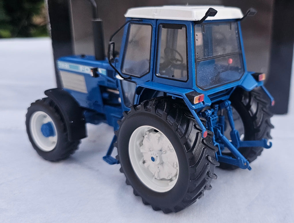 Marge Models Ford TW 25 Tractor Gen 1