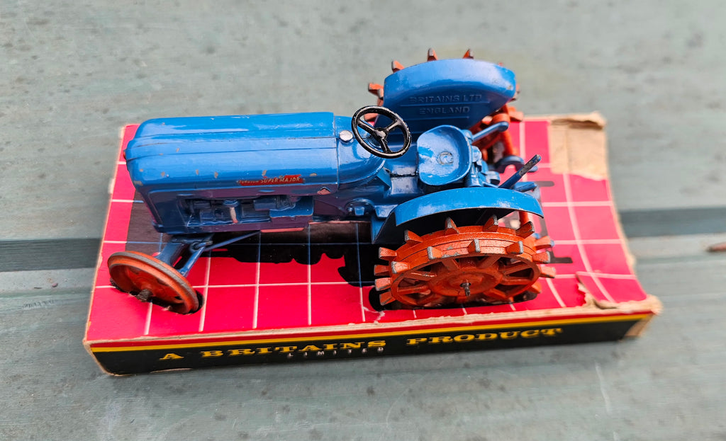 Britains Fordson Major With Spaded Lug Wheels