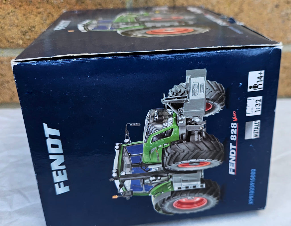 Wiking Fendt 828 Vario Tractor