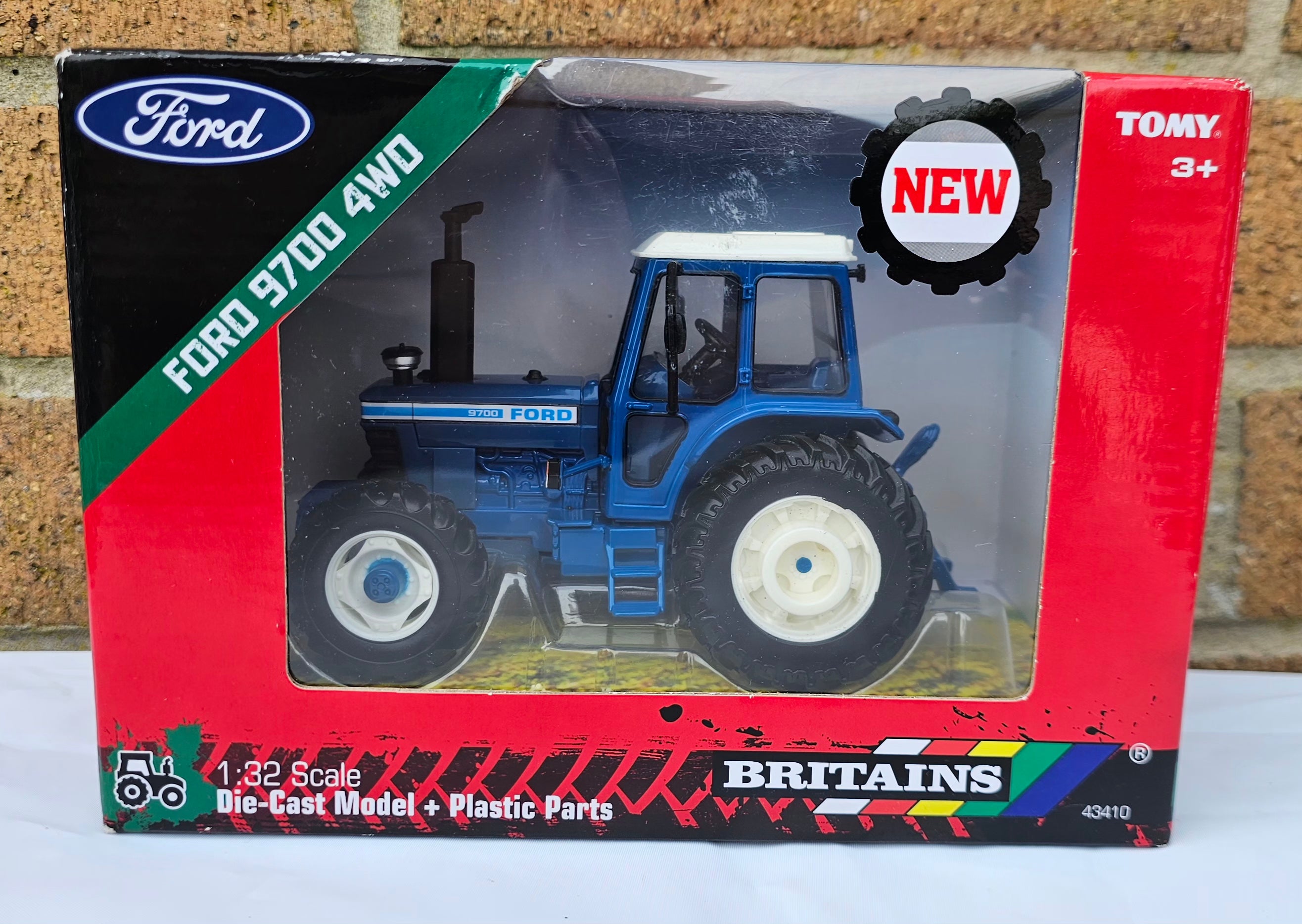 Britains Ford 9700 4wd Tractor 43410