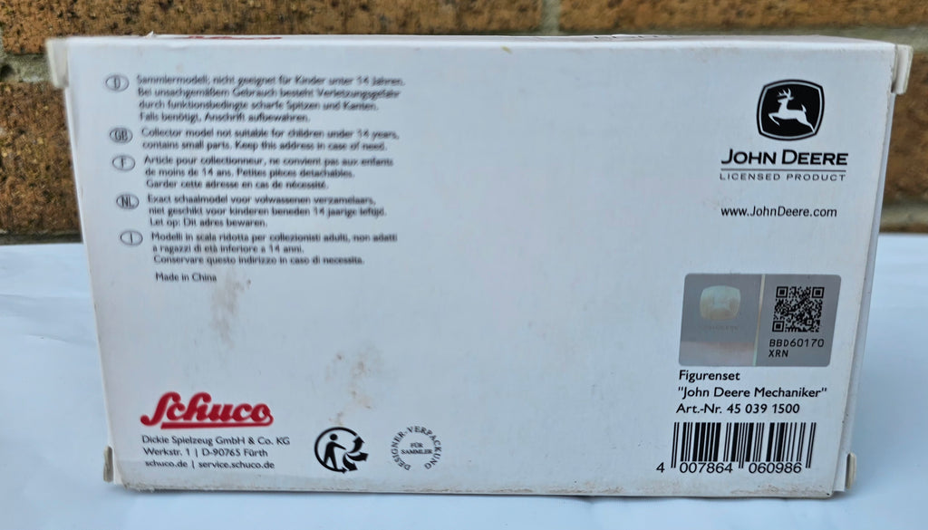 Schuco John Deere Figures Set