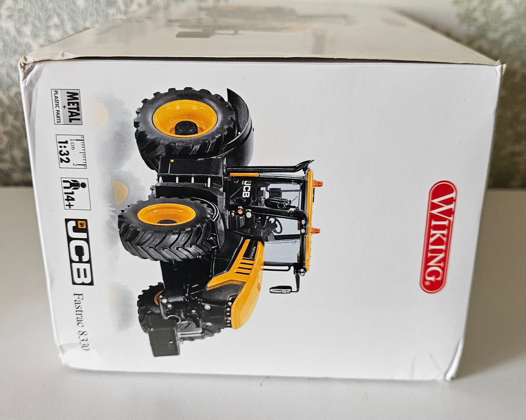 Wiking Fastrac JCB 8330