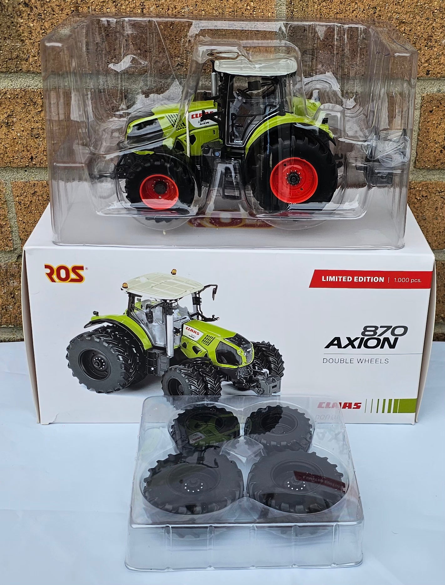 Ros Claas Axion 870 Double Wheels Tractor