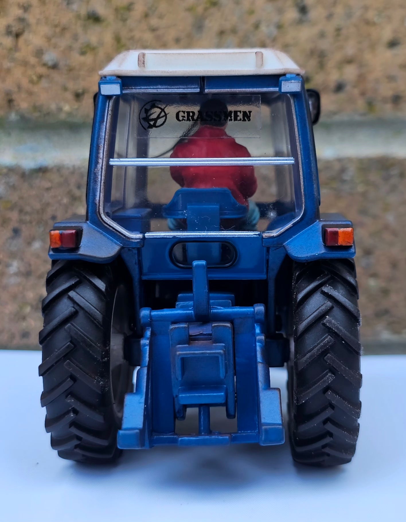 Britains Ford 6600 Tractor Weathered Grassmen Conversion