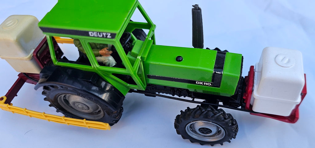 Britains Deutz-Fahr DX 110 Tractor & Sprayer Conversion