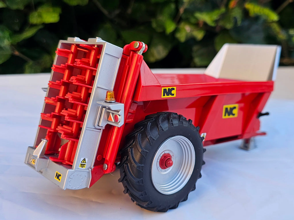 Britains NC Manure Spreader Conversion
