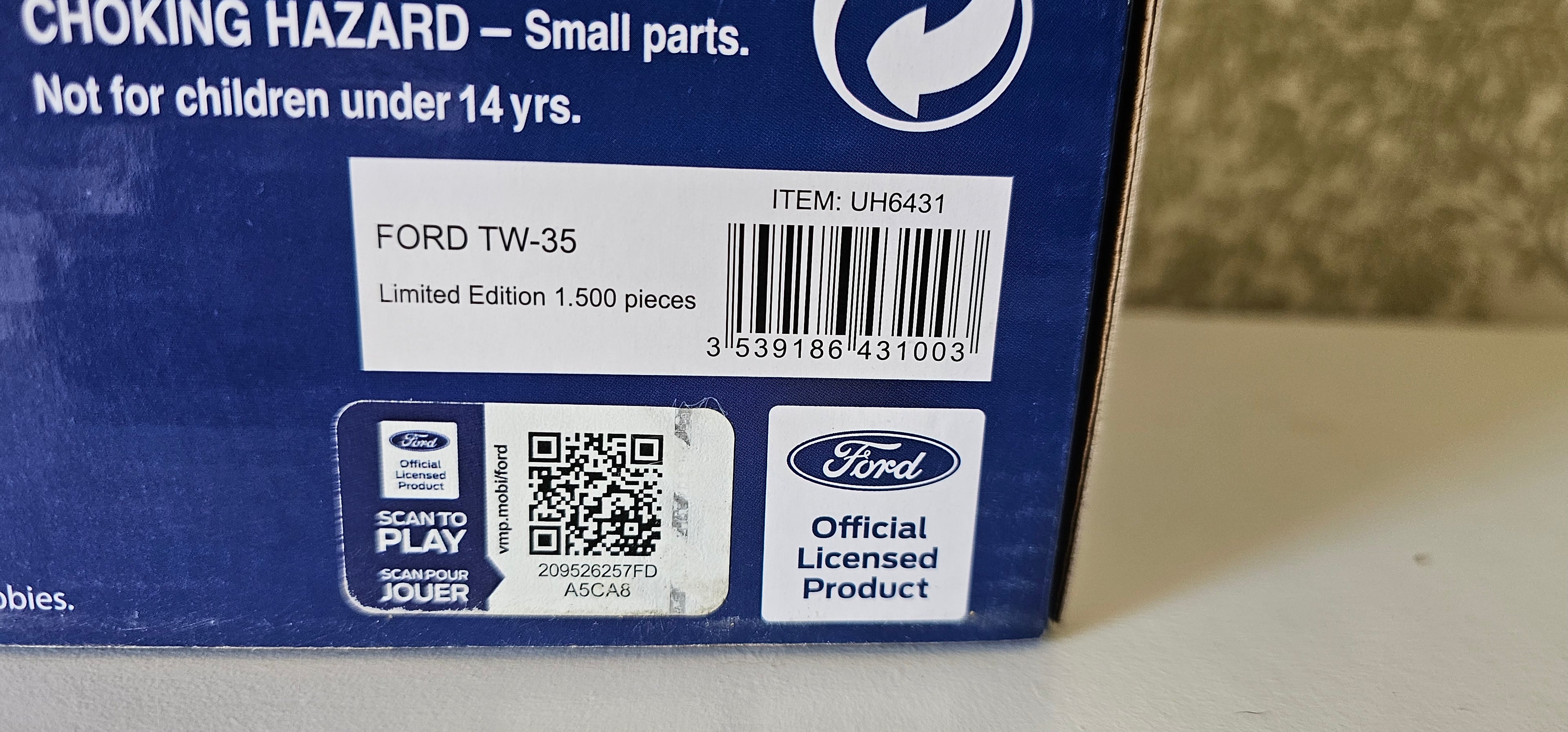 Universal Hobbies Ford TW35 Tractor With Floatation Wheels UH6431