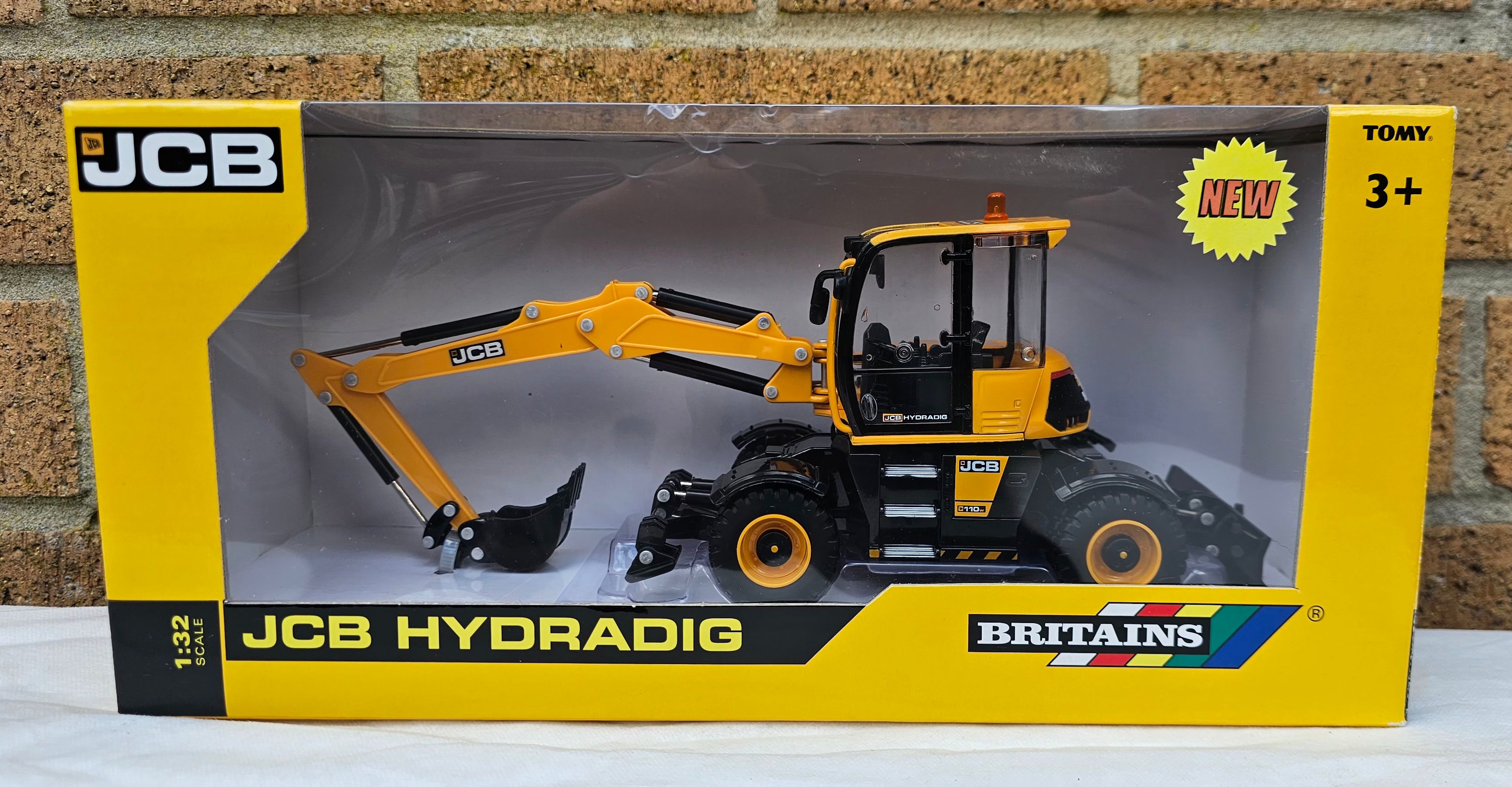 Britains JCB Hydradig 43178