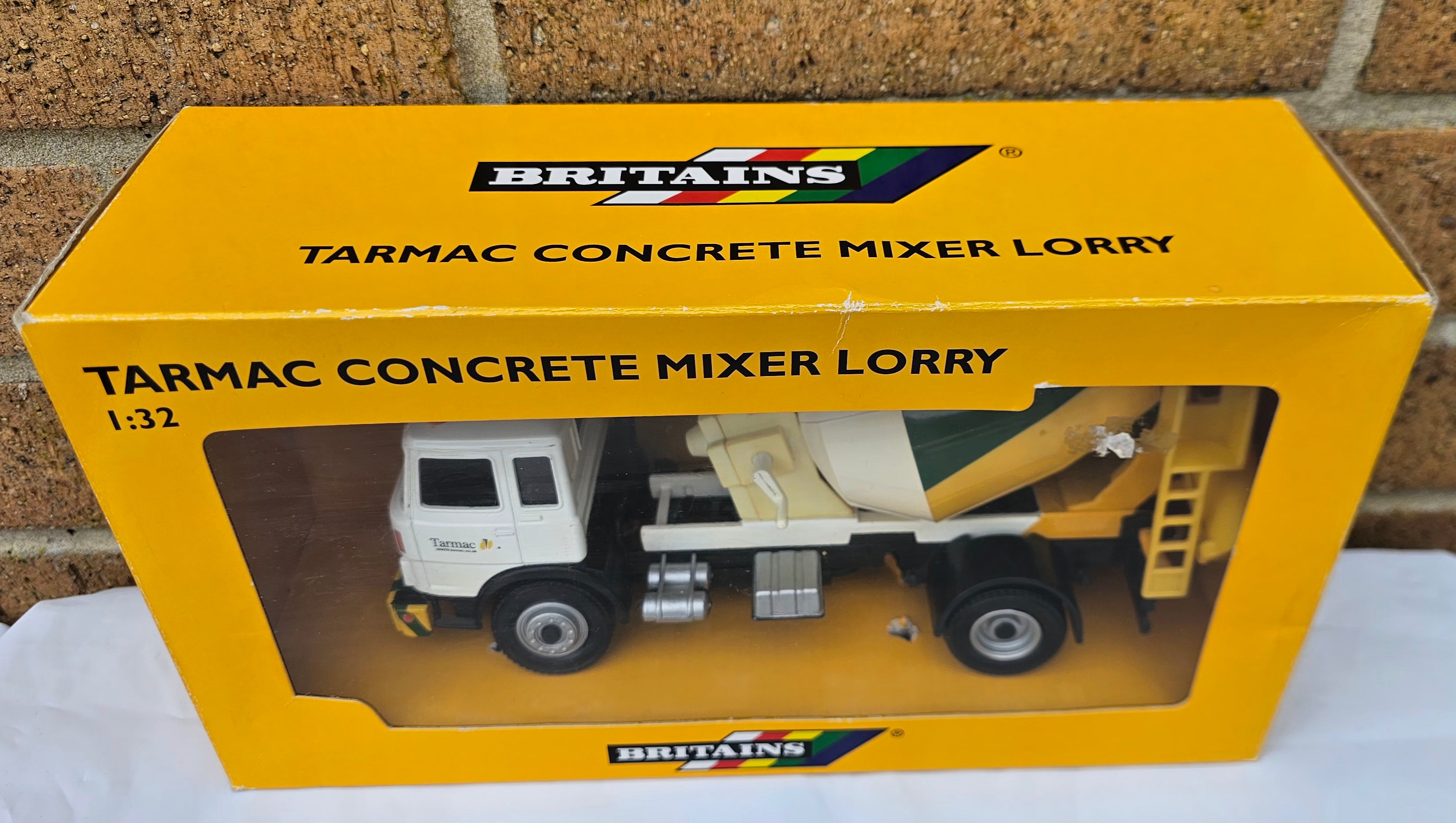 Britains Concrete Mixer Lorry 40745