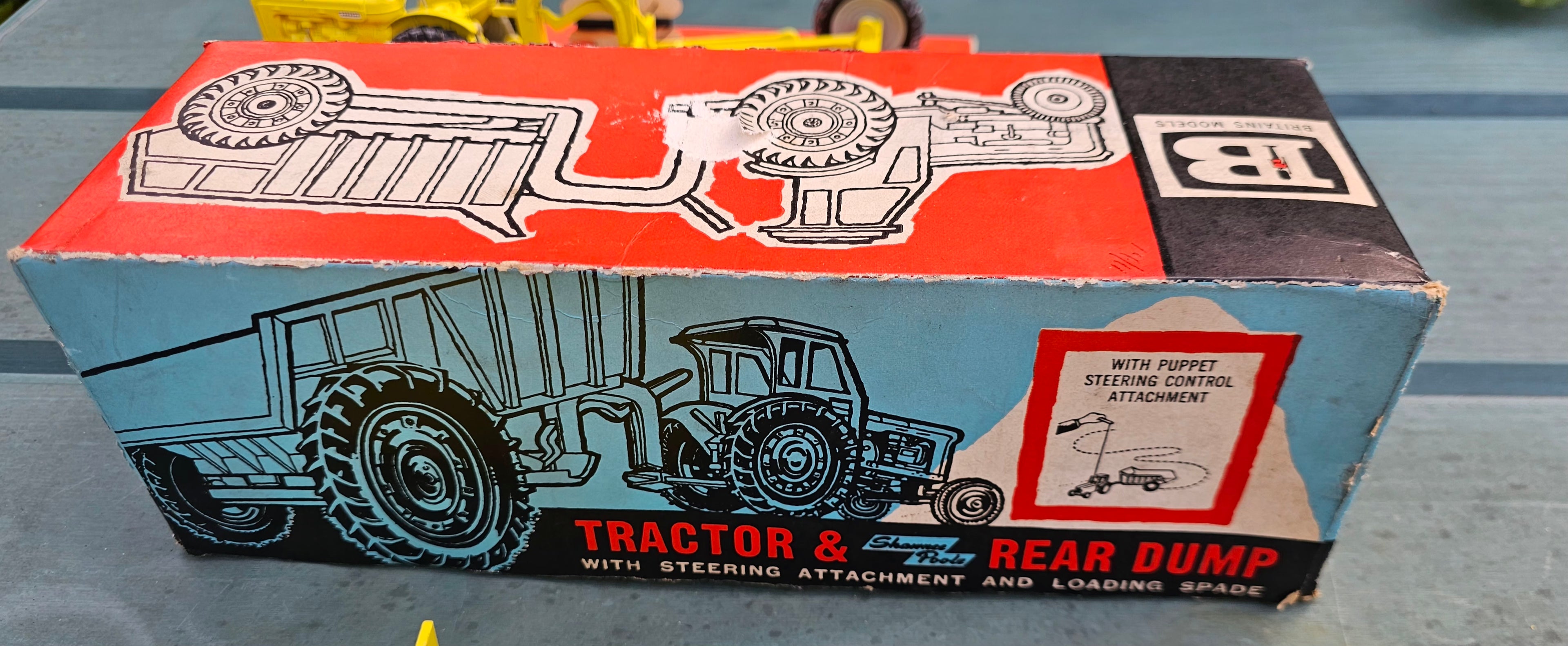 Britains Fordson Major Industrial Tractor And Shawnee Poole Rear Dump Trailer 9630