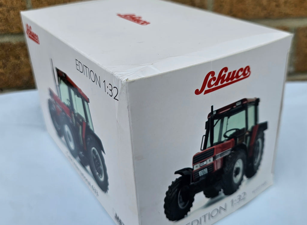 Schuco Case International 633 Tractor