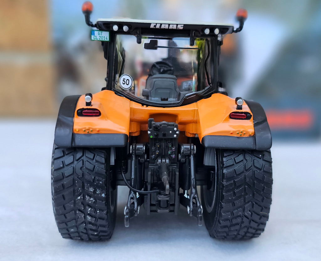 Wiking Claas Arion 640 Tractor Limited Edition Orange