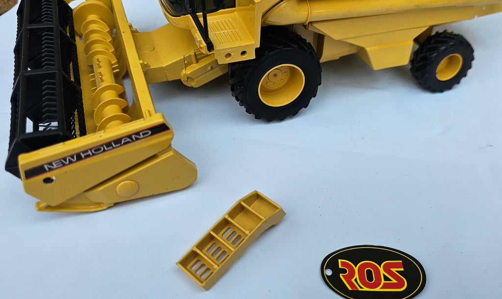 Ros New Holland TX66 Combine