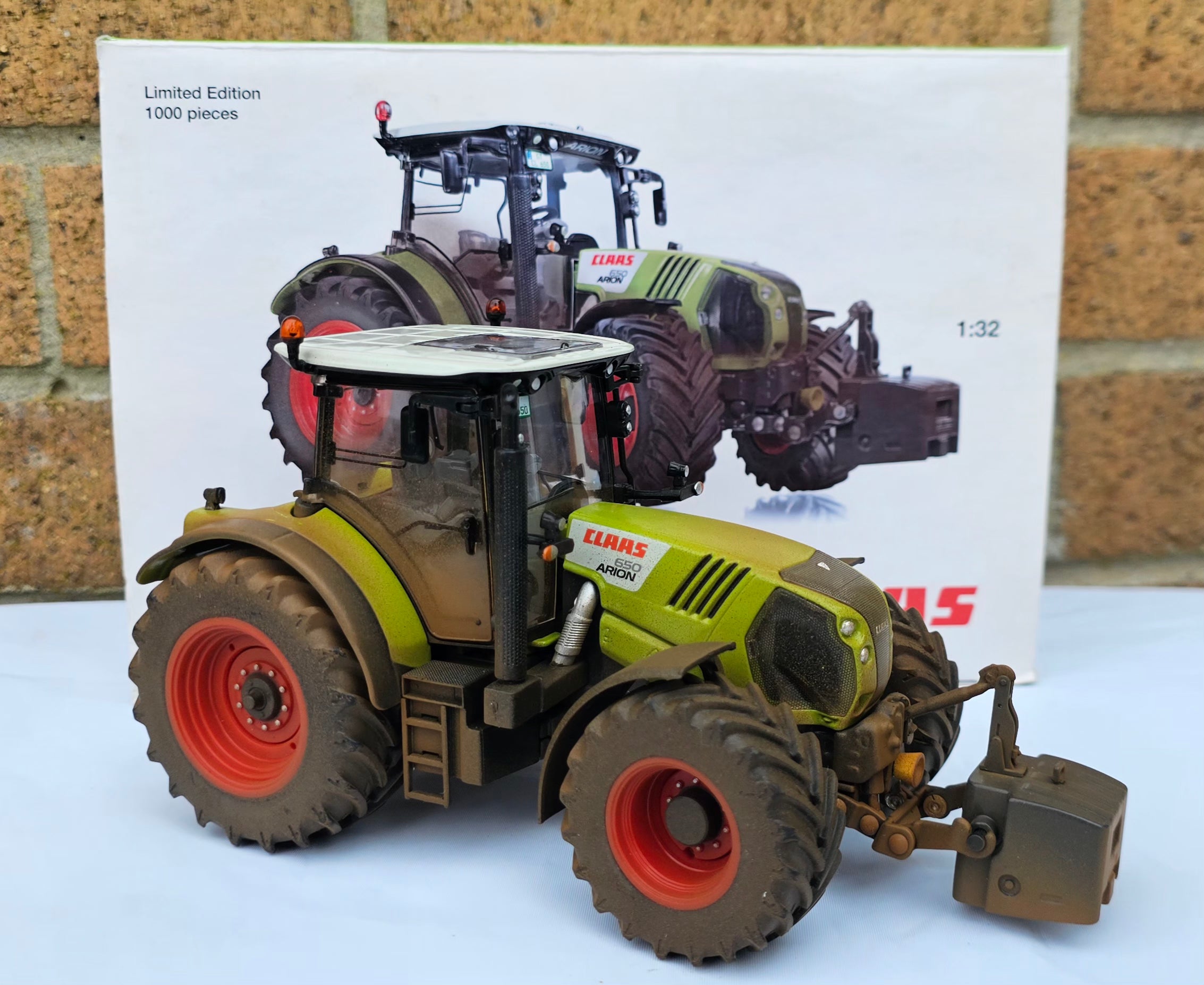 Wiking Claas Arion 650 Tractor Weathered Limited Edition