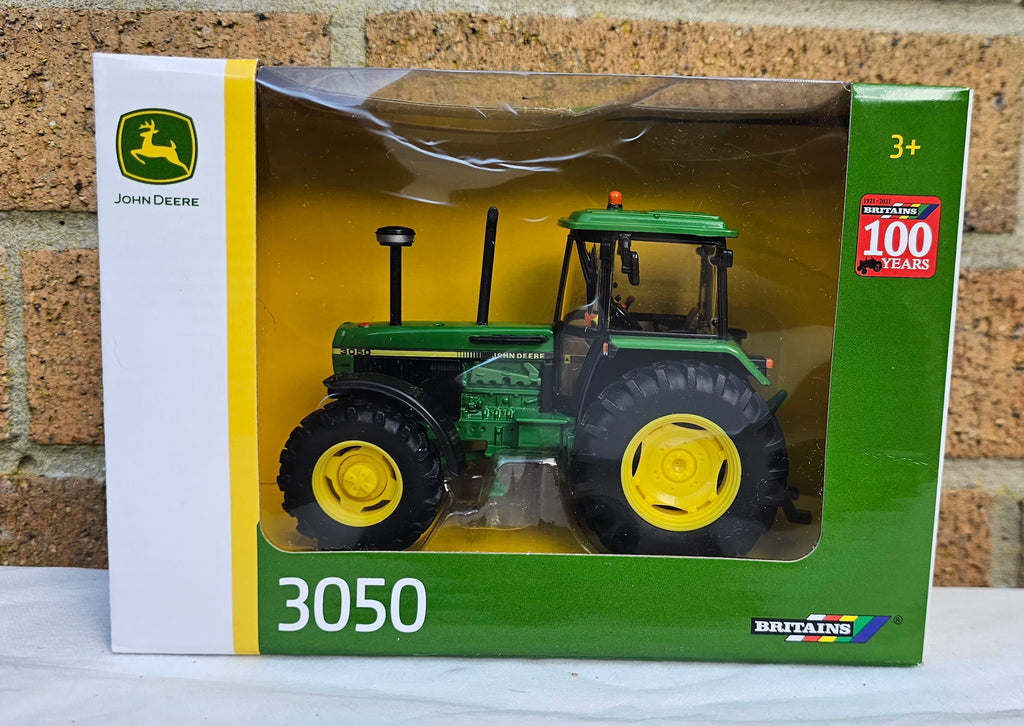 Britains John Deere 3050 Tractor 4WD 42902