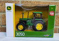 Britains John Deere 3050 Tractor 4WD 42902
