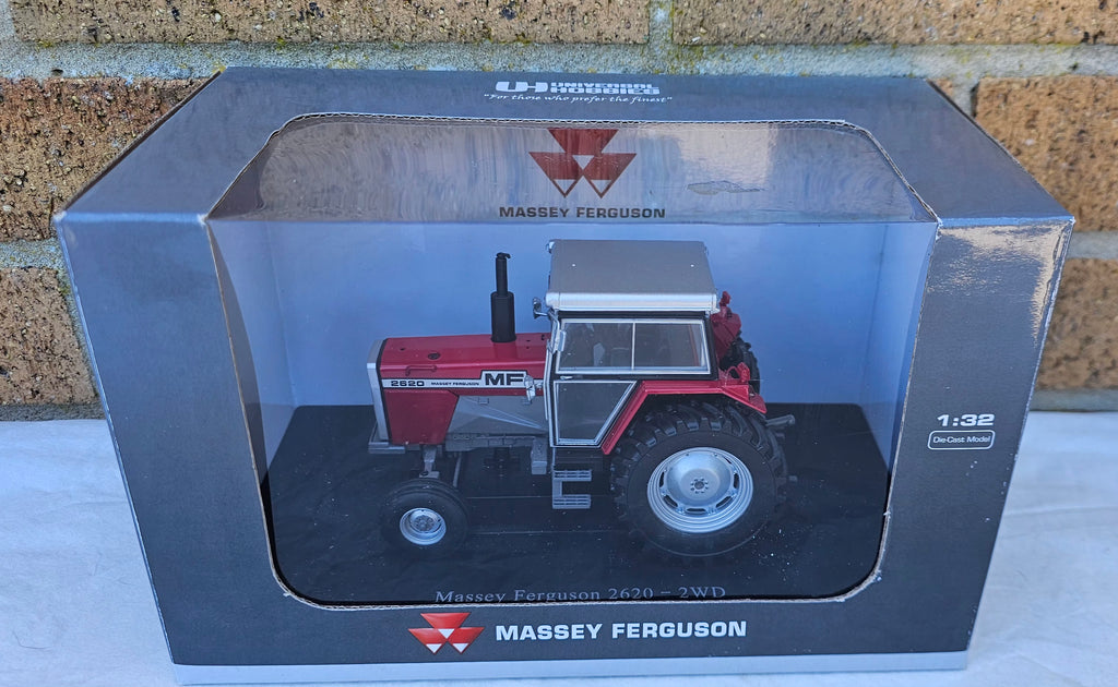Universal Hobbies Massey Ferguson 2620 Tractor 2WD UH4106