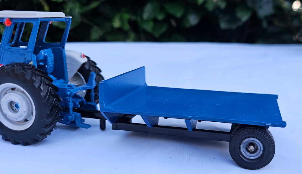 Britains Flat Trailer With Headboard Conversion