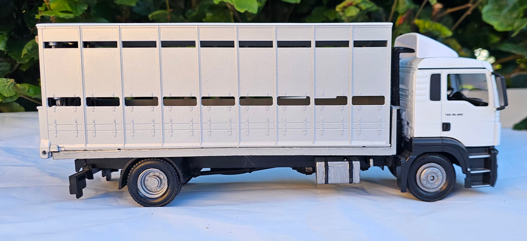 Britains Man Cattle Livestock Lorry Transporter Conversion