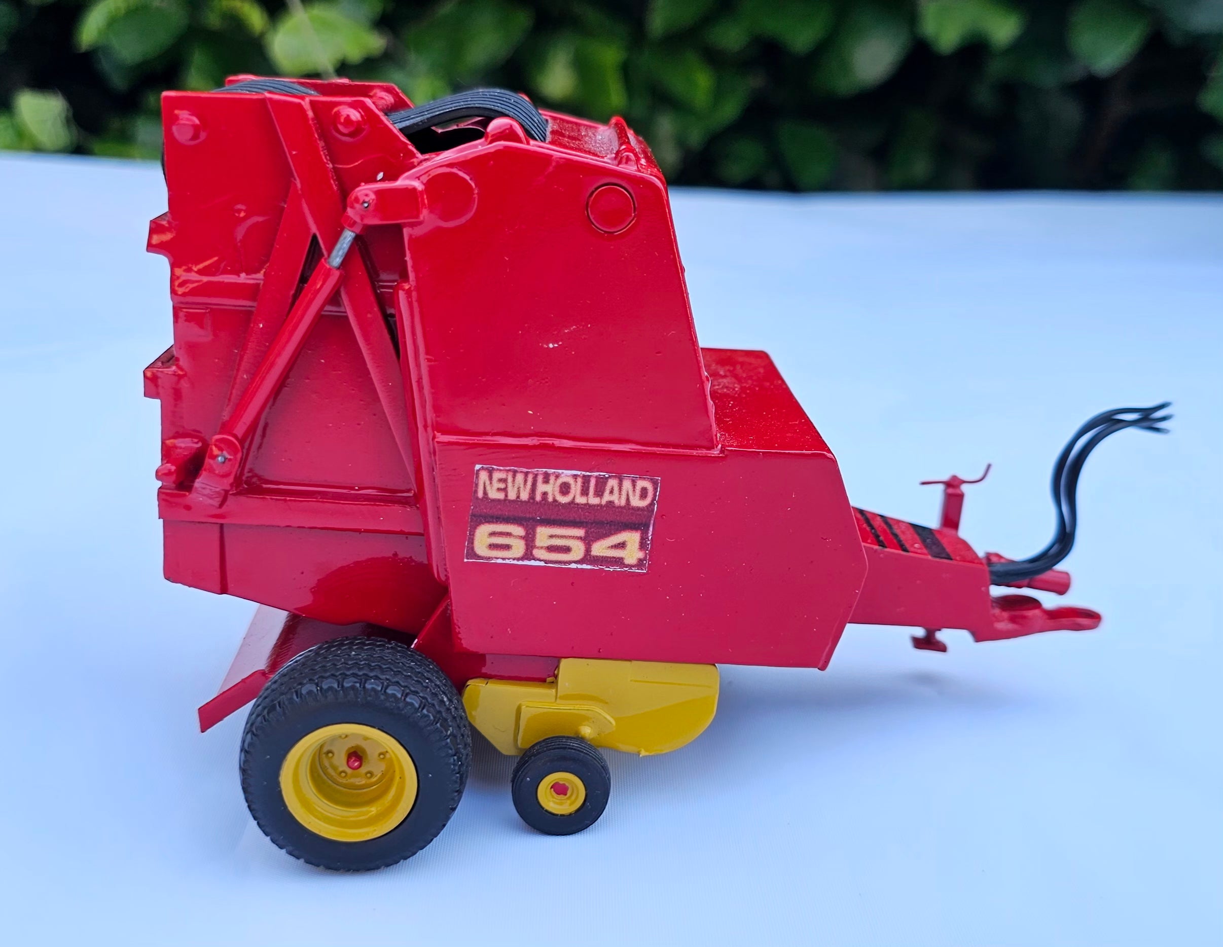 New Holland 654 Round Baler Conversion