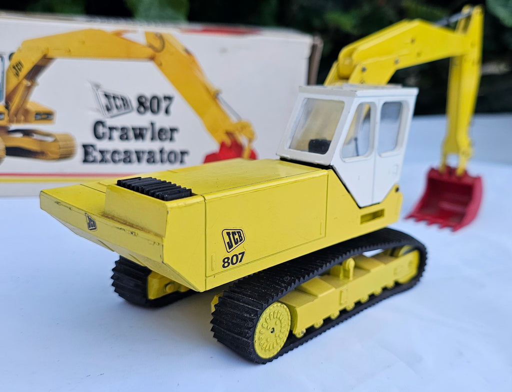NZG JCB 807 360 Digger