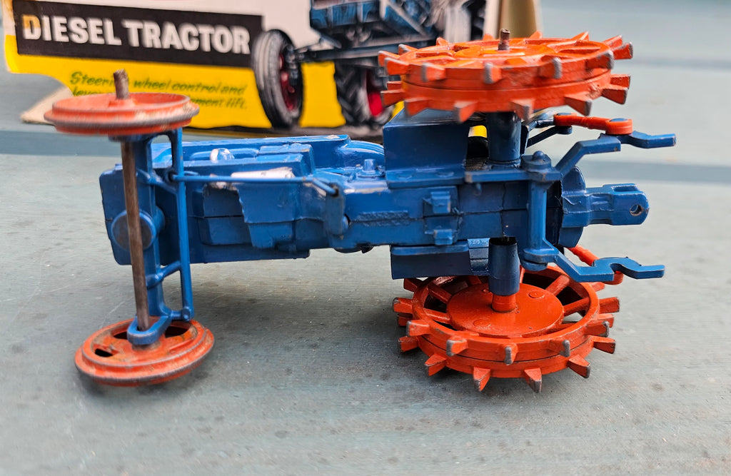 Britains Fordson Major With Spaded Lug Wheels