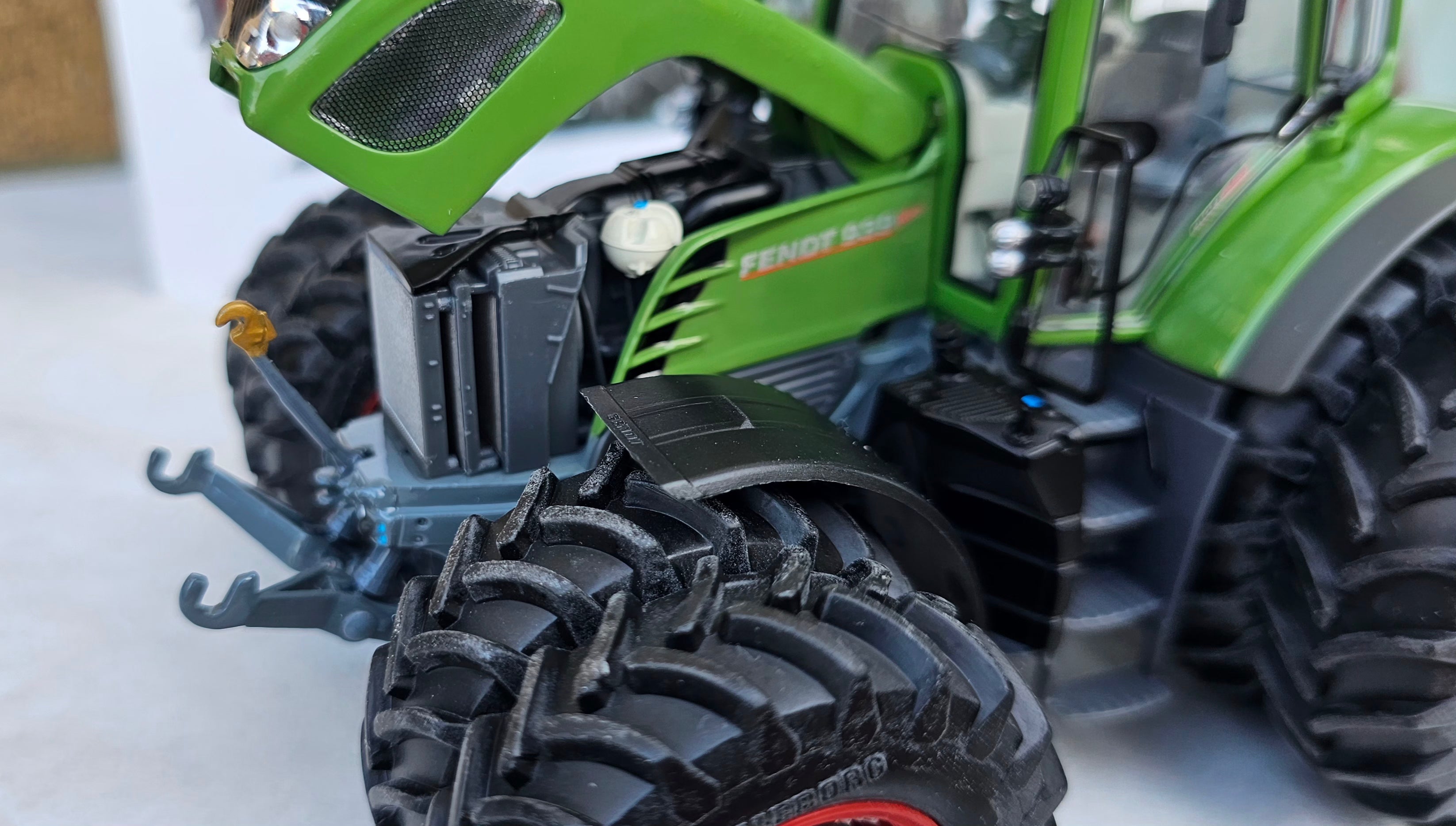 Wiking Fendt 939 Tractor With Dual Wheels