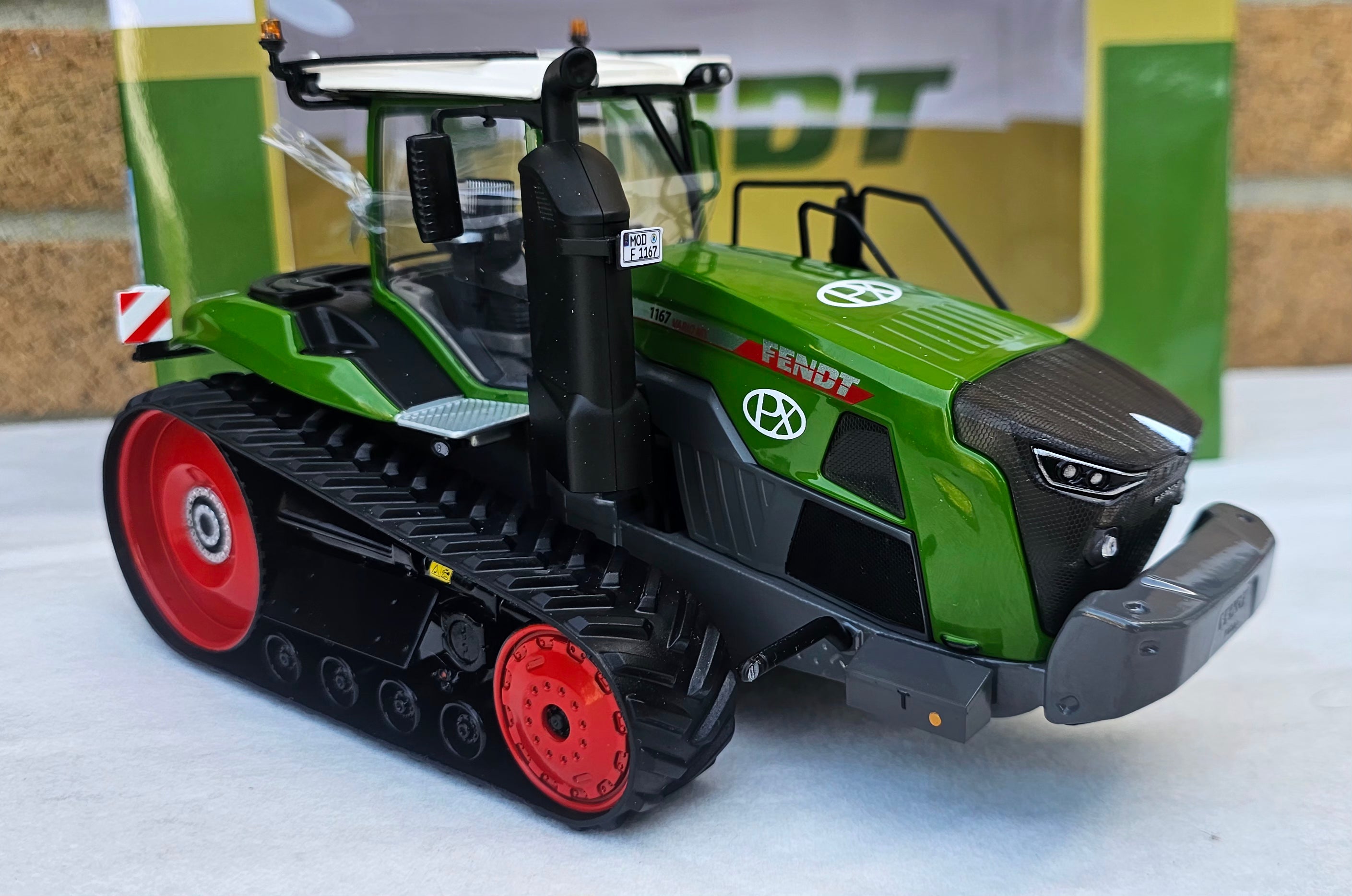 USK Fendt 1167 Vario MT Tractor PX Edition
