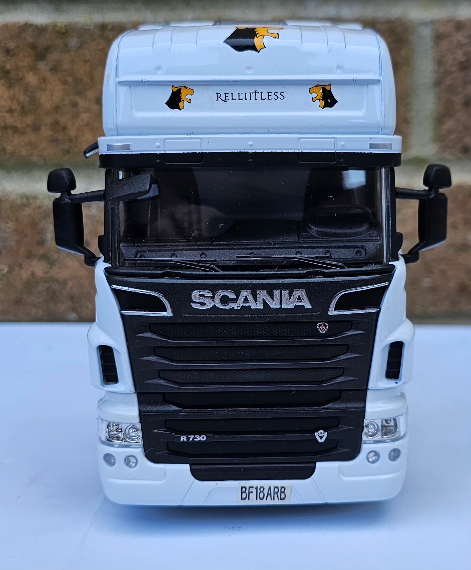 Welly 1/32 Scale Scania R730 V8 Farm Diorama