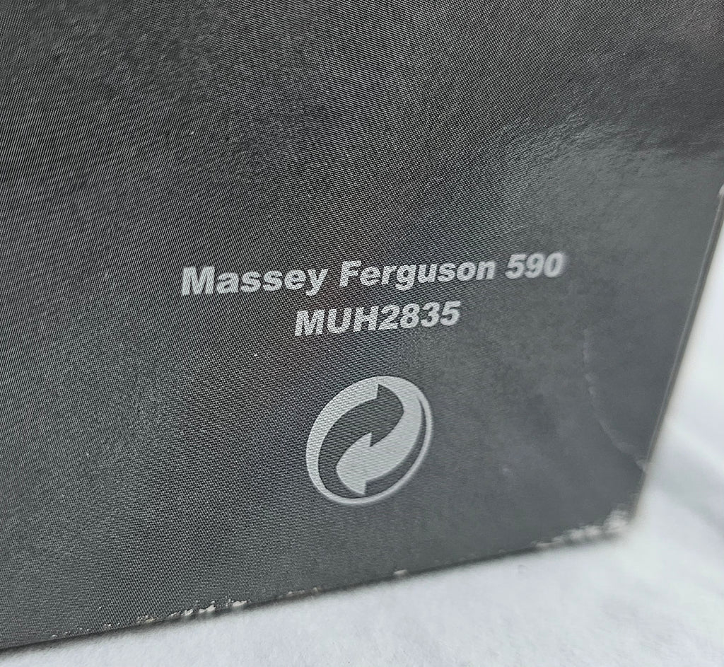 Universal Hobbies Massey 590 Tractor 4WD MUH2835 Dealer Box