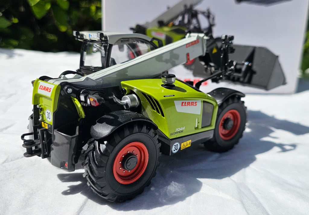 Wiking Claas Scorpion 7044