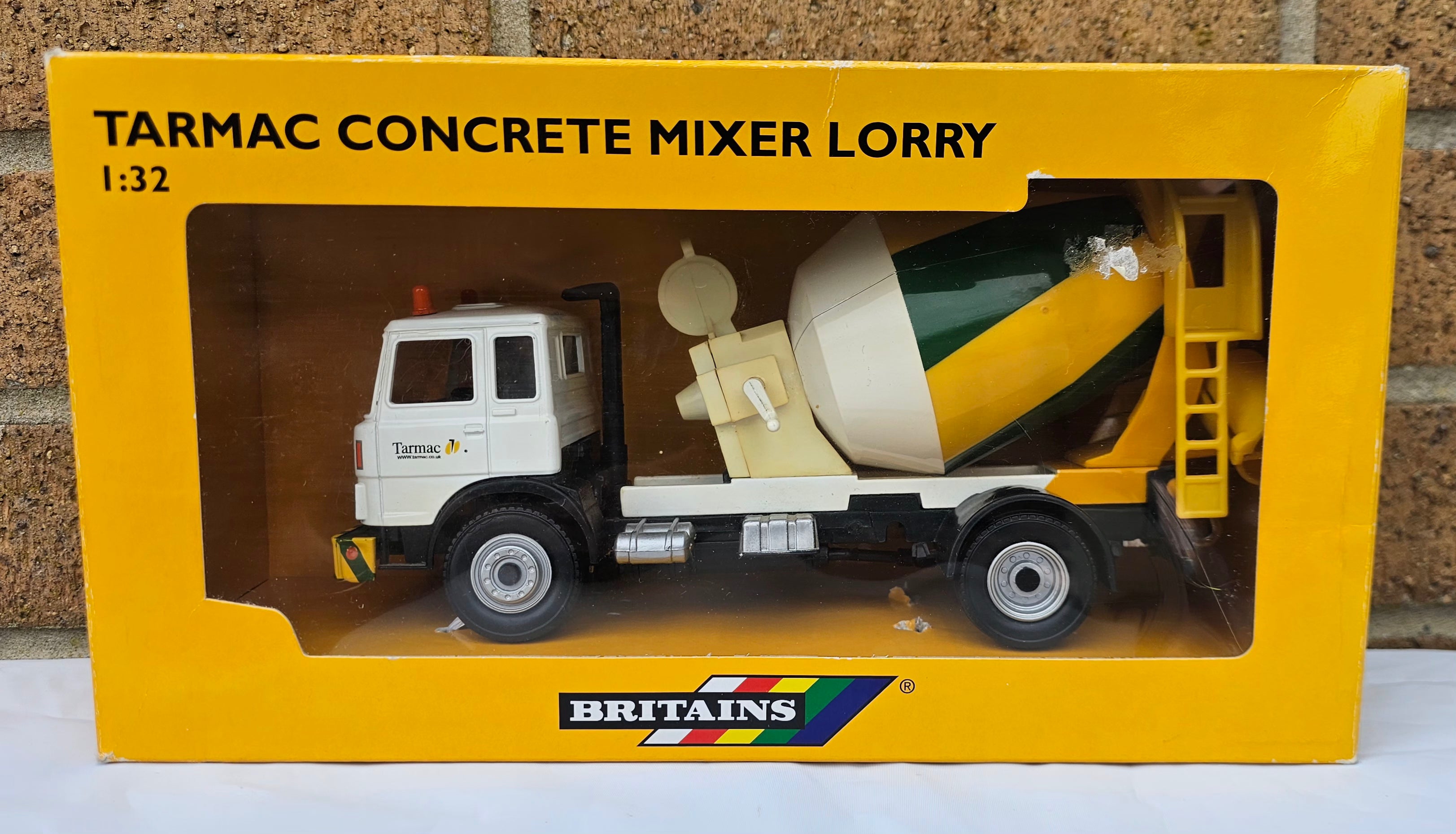 Britains Concrete Mixer Lorry 40745