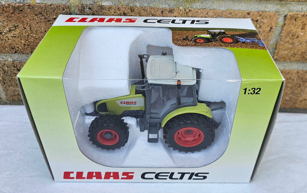 Universal Hobbies Claas Celtis Tractor