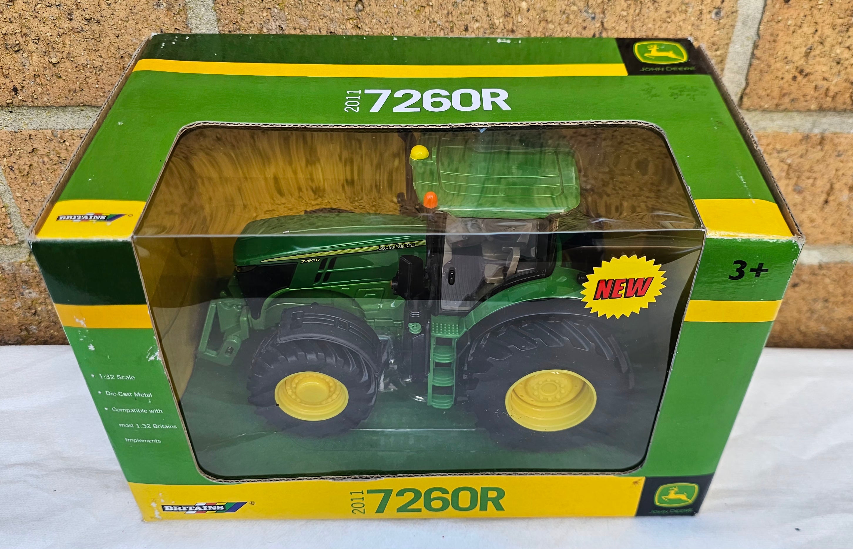 Britains John Deere 7260R Tractor 42714