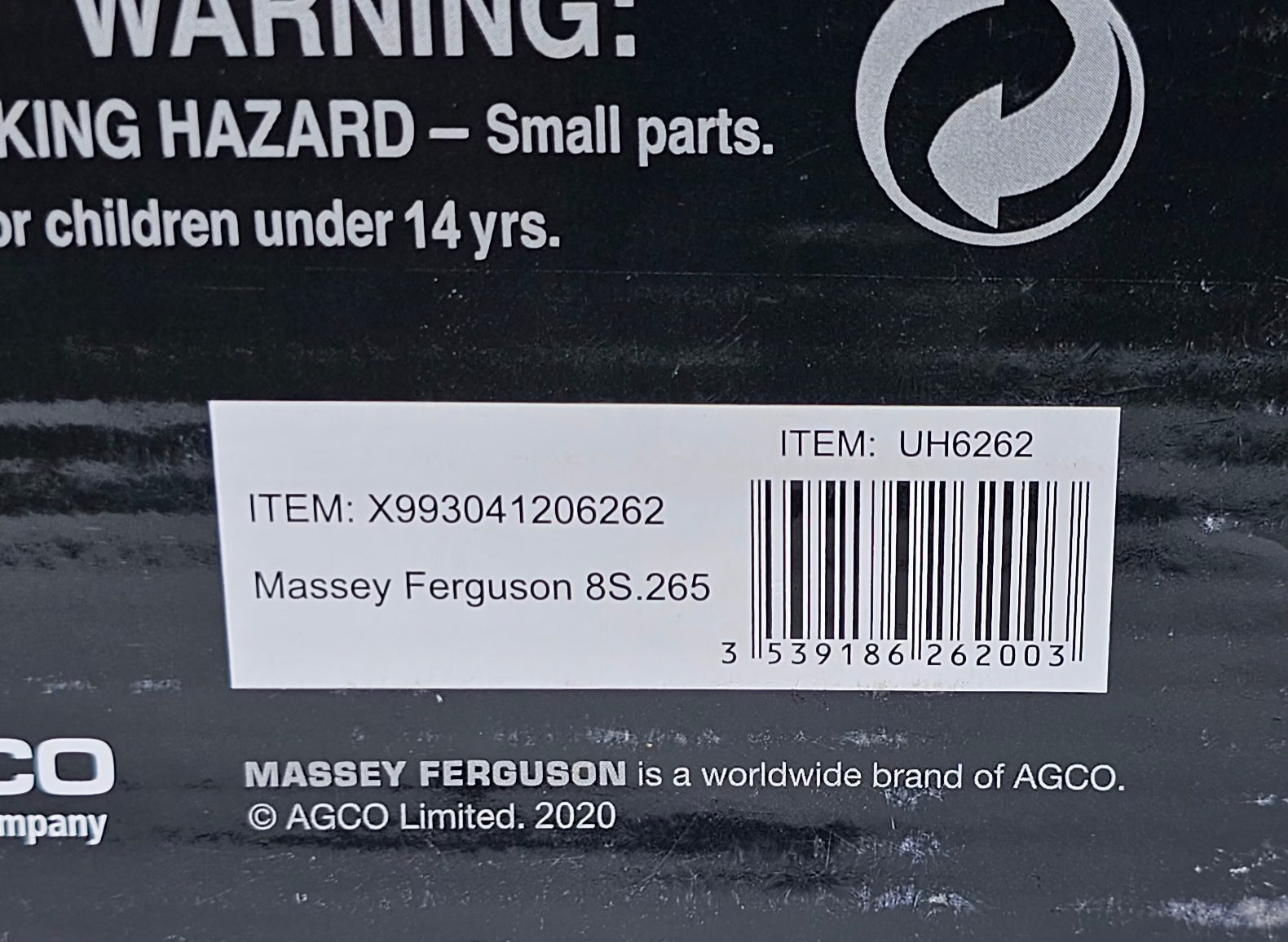 Universal Hobbies Massey Ferguson 8S.265 Tractor UH6262