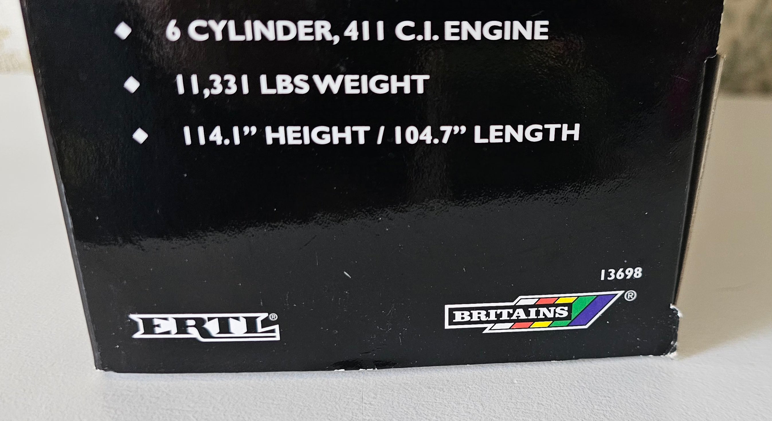 Britains New Holland TS125A Tractor Dealer Box 13698