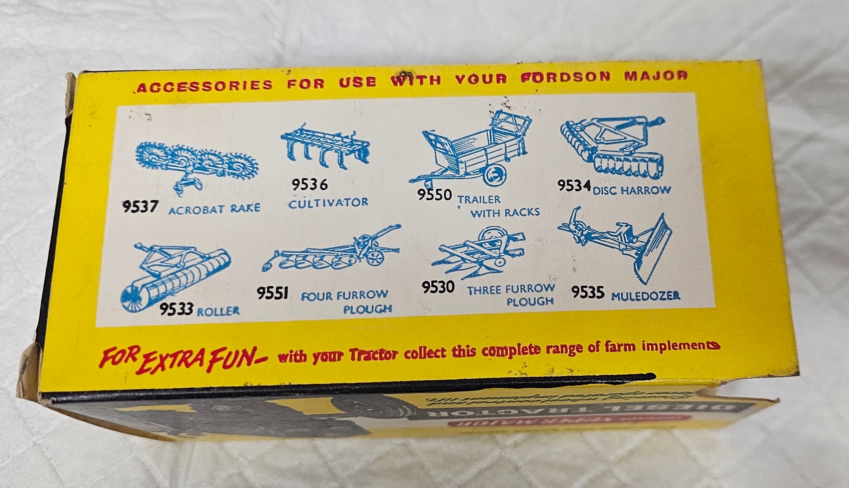 Britains Fordson Super Major Tractor 9525