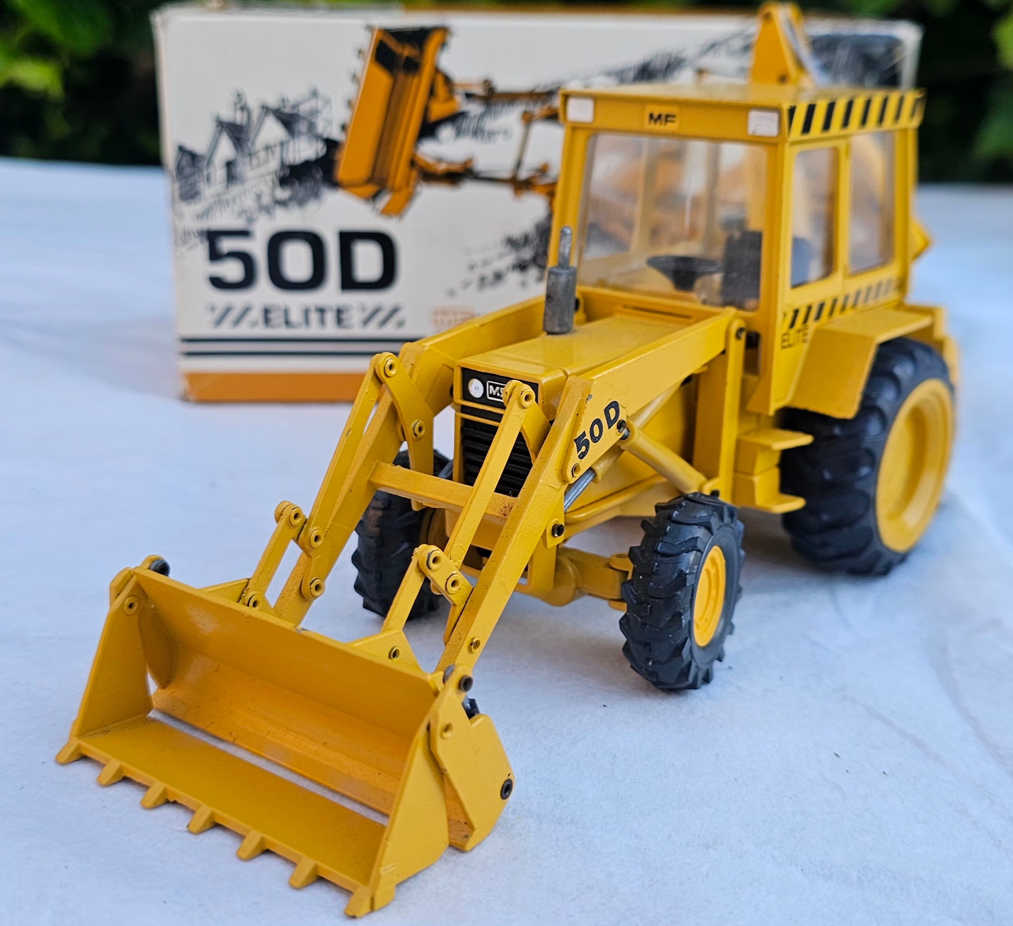 Conrad MF 50D Massey Ferguson 450 Backhoe Loader