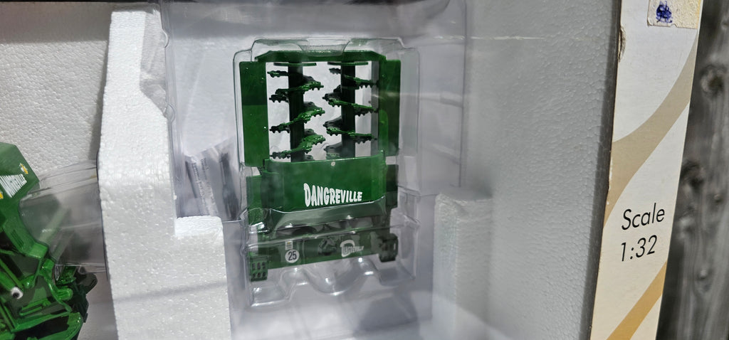 Universal Hobbies Remorques Dangerville Manure Spreader