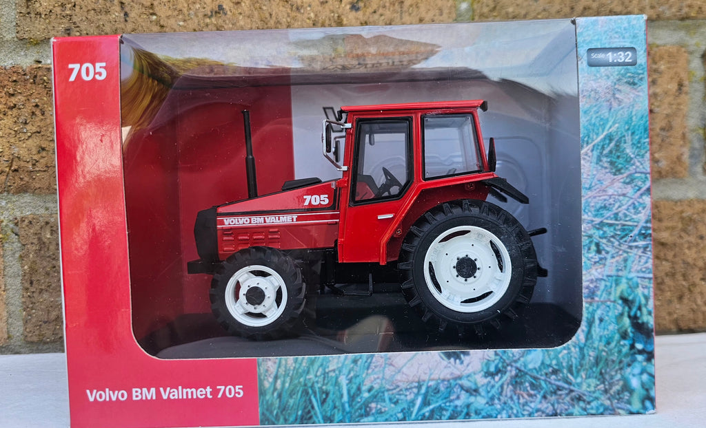 Universal Hobbies Volvo Valmet 705 Tractor UH2838