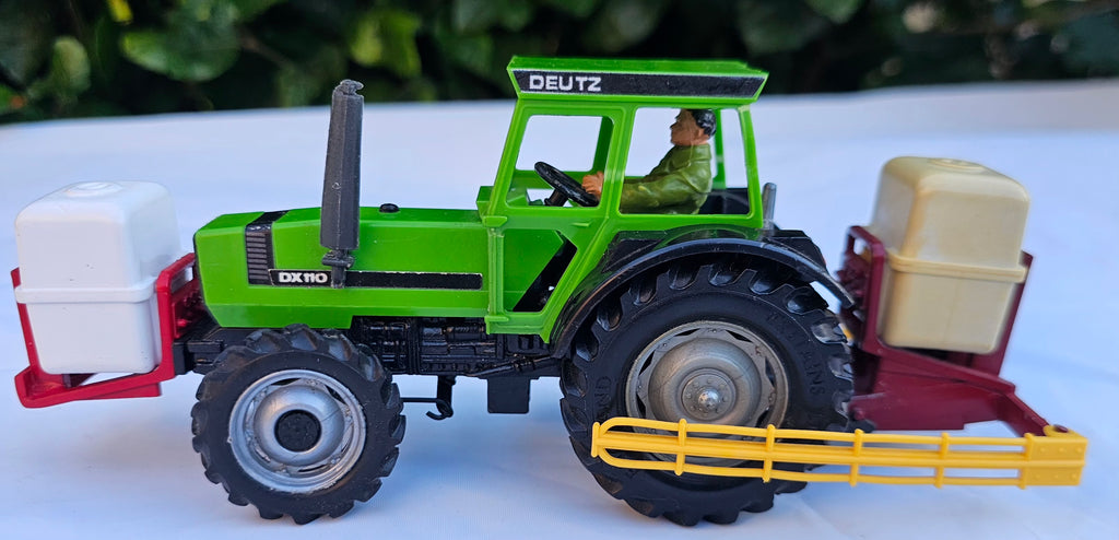 Britains Deutz-Fahr DX 110 Tractor & Sprayer Conversion