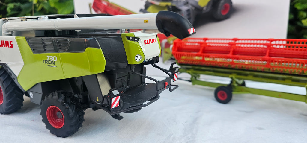 Wiking Claas 730 Trion Vario 930 Raps Combine